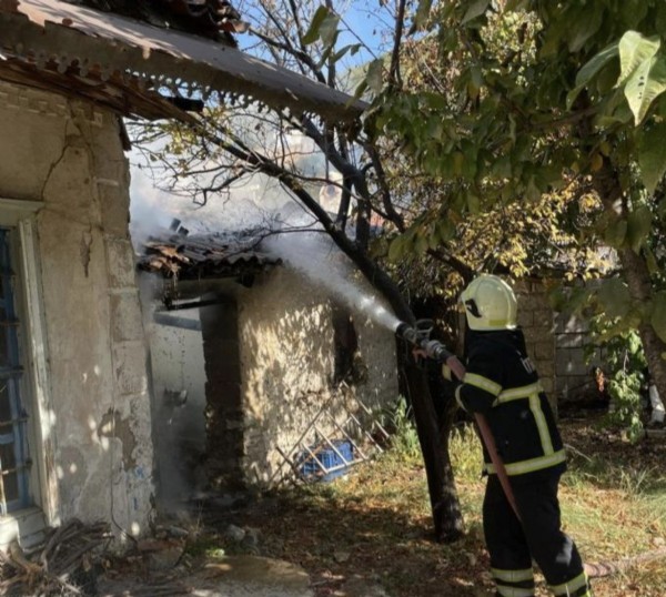 Muğla'da metruk binada yangın