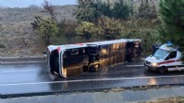 İstanbul'da yolcu otobüsü devrildi: Can kayıpları ve yaralılar var!
