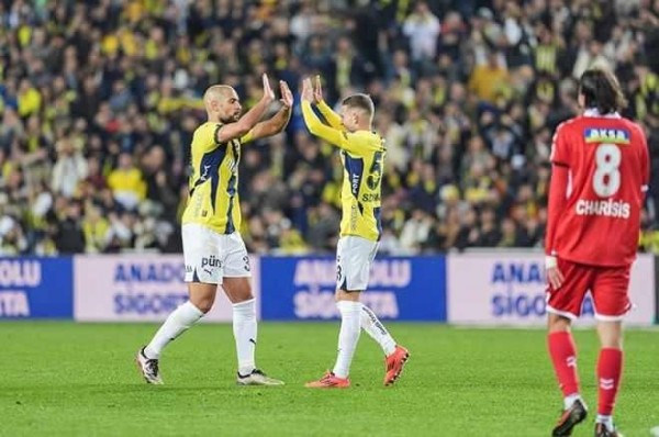 Amrabat, dünya futbol tarihine geçti! Efsane ismi bile geride bıraktı