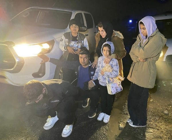 Çanakkale'de göçmenlere yönelik operasyonda 31 kaçak göçmen yakalandı