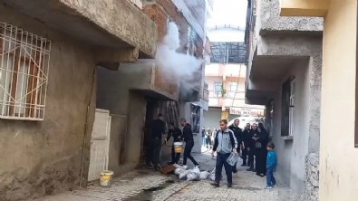 Diyarbakır’da korku dolu anlar: 5 katlı binada yangın çıktı!