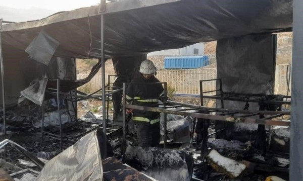 Hatay'da konteyner yangını! Alevlere teslim oldu