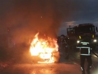 Aydın’da minibüs alevlere teslim oldu