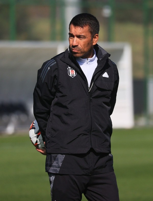 Beşiktaş'ta Sergen Yalçın sesleri: Taraftar istiyor