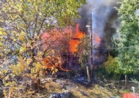 Anamur’da Kılıç Mahallesi'nin en eski toprak damlı evi kül oldu