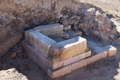 2 bin 200 yıllık parmak izi bulundu! Kapadokya’daki mezar odası tarihe geçti