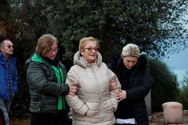 Antalya falezlerde feci olay! Üniversiteli Engin Şeker otomobiliyle denize uçtu: Mıknatısla aranıyor!
