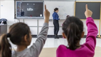 Öğretmenler 2025'ten itibaren KPSS'ye girmeyecek: Yeni sistem geliyor