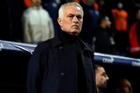 Jose Mourinho'dan olay itiraf! 'Ayrılmalıydım, hata yaptım'