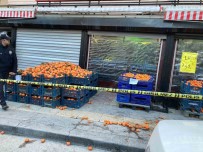 Biçakli Kavgada Ölen Adamin Yakini Olayin Borç Para Sebebiyle Yasandigini Iddia Etti