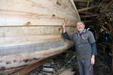 Merak Ederek Basladi, 50 Yildir Tekne Yapiyor