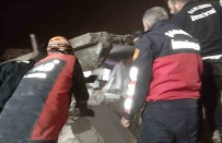 Sanliurfa'da 2 Katli Ev Çöktü Açiklamasi 2 Ölü, 8 Yarali