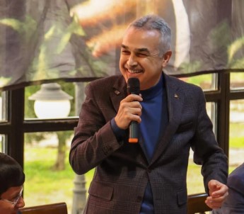 Aydin'da Seçim Yarisi Hareketlenmeye Basladi; Savas, Rakibi Çerçioglu'na 15 Yilin Hesabini Sordu