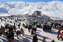 16 Bin Kisinin Katildigi Hakkari 5. Kar Festivali Sona Erdi