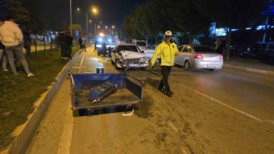 Tokat'ta Traktör Otomobille Çarpisti Açiklamasi 1 Yarali