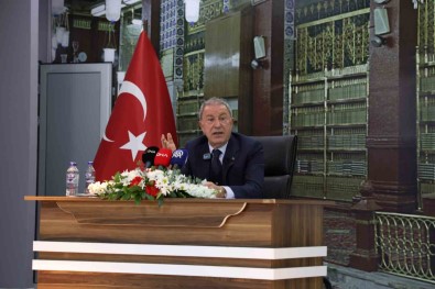 AK Parti Milletvekili Hulusi Akar Açiklamasi 'TSK Depremin Ilk Saatinden Beri Sahada, Bunu Bilin'