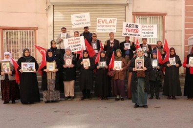 Diyarbakır'da aileler nöbette: Sayı 375'e ulaştı