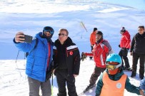Ergan Dagi Kayak Merkezi'nde Hafta Sonu Yogunlugu