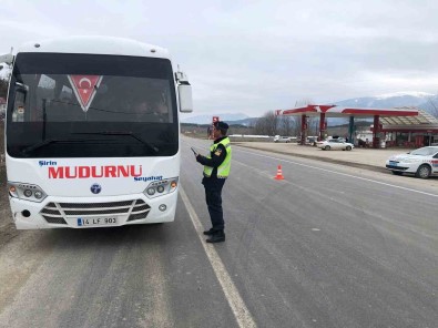 Ankara-Zonguldak'i Birbirine Baglayan Yolda Siki Denetim
