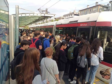 Tramvaylar 2023 Yilinda 23,5 Milyon Yolcu Tasidi