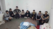 Hakkari'de 9 Kaçak Göçmen Yakalandi