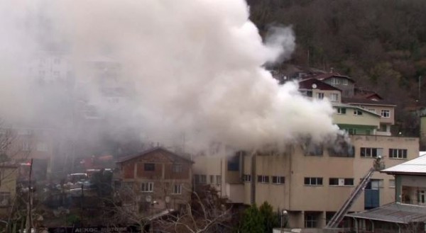 Beykoz'da kibrit fabrikasında yangın