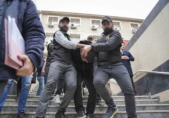 AK Parti programına saldırıda yeni görüntü! Küçükçekmece'deki saldırıda hedefin Aziz Yeniay olduğu ortaya çıktı