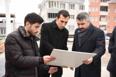 Baskan Yilmaz, Baglaralti Pazar Yerini Inceledi