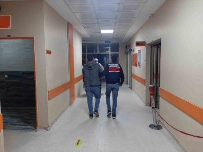 Izmir'de Terör Propagandasina 5 Gözalti