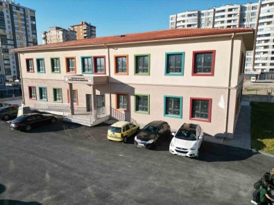 Melikgazi, Yildirim Beyazit Mahallesi'nde 2 Okulu Birden Hizmete Açacak