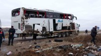 Yozgat'ta Otobüs Kazasi Açiklamasi 1 Ölü, 18 Yarali Haberi