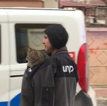 Karaman'da Evde Çikan Yanginda Kedilerini Kurtarip Disariya Çiktilar Haberi