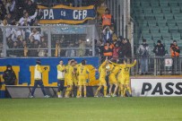 Fenerbahçe, Rizespor'a Karsi Son 10 Maçi Kazandi