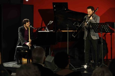 Mehmet Ali Sanlikol Quintet'ten Ney Ile Caz