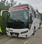 Çanakkale'de Tur Otobüsü Ile Midibüs Çarpisti