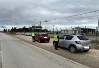 Kurallara Uymayan 640 Sürücüye 1 Milyon 549 Bin 122 TL Trafik Cezasi Kesildi