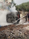 Siirt'te Park Halindeki Araç Çöpe Atilan Külden Yandi Haberi