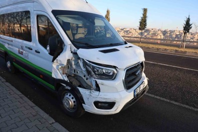 Nevsehir'de Zincirleme Trafik Kazasi Açiklamasi 1 Yarali