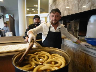 Enflasyonla Mücadele Çagirisina Kastamonu Simidi De Katildi Açiklamasi Yüzde 50 Indirimli Satiliyor