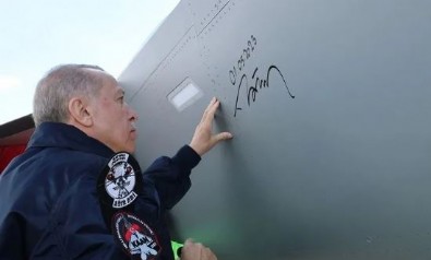 Başkan Erdoğan'dan 'KAAN' açıklaması: Savunma sanayiinde yeni müjdeler vereceğiz