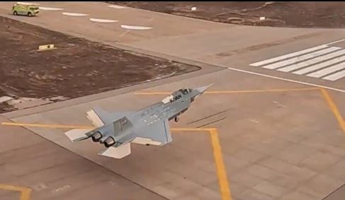 KAAN’ın ilk uçuşunu gerçekleştiren Pilot: Mükemmel bir uçuş oldu! Türk havacılık tarihi için yeni bir çağın başlangıcı