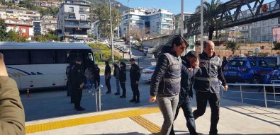 Alanya'da Silahli Saldiri Olayinda 3 Kisi Tutuklandi