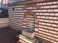 Beyoglu'ndaki 500 Yillik Tersane Emini Ahmed Aga Çesmesi'nin Restorasyonu Tamamlandi