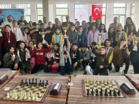 Kars'ta Okullar Arasi Satranç Turnuvasi Sona Erdi