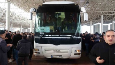 Kütahya'da Ramazan Umresi Için Ilk Kafile Yola Çikti