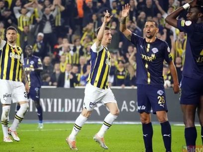 Zirvede Fener 'var'