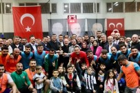 Baskan Çolakbayrakdar, 'Bölgeler Arasi Futbol Turnuvasi'nin Final Maçini Izledi