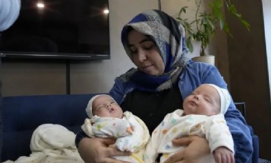 Tıpta binde bir görülen olay: İkiz bebek bekleyen anne ultrasona girdiğinde şoke oldu!