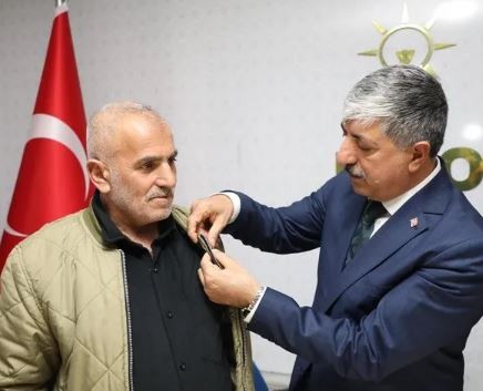 CHP’li aday AK Parti’ye katıldı