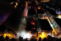 Avcilar'da Elyaf Imalathanesinde Korkutan Yangin Açiklamasi Söndürme Çalismalari Sürüyor